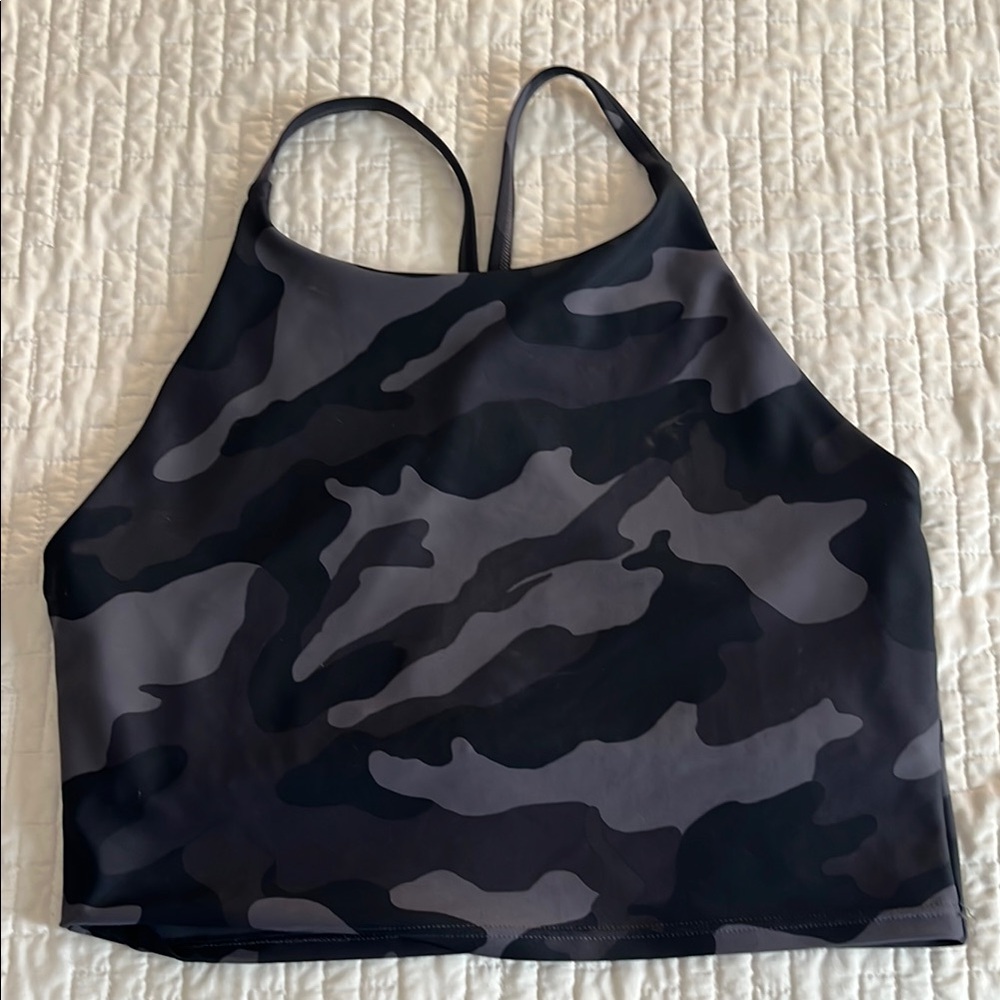 Old Navy Camouflage Print Sports Bra